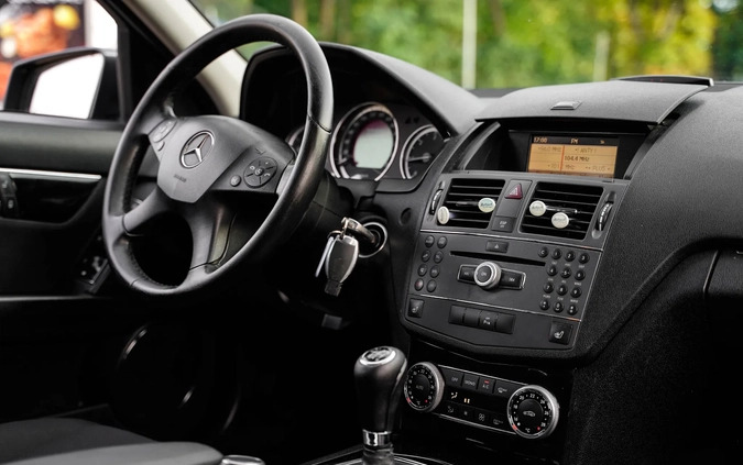 Mercedes-Benz Klasa C cena 23900 przebieg: 356000, rok produkcji 2010 z Żagań małe 254